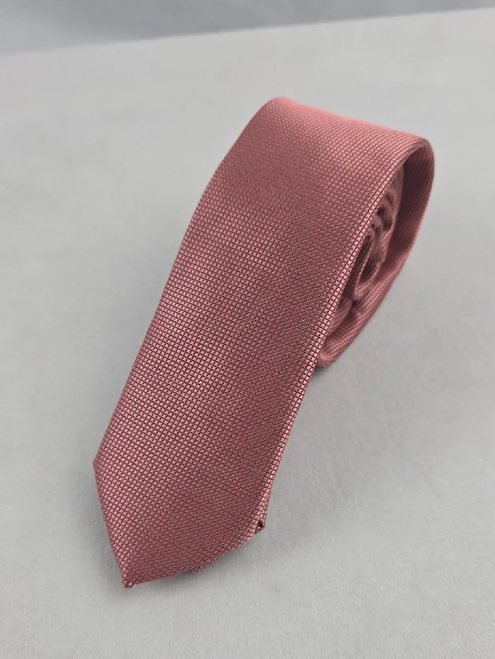 Ferromen Men's Textured Pink Skinny Tie B84